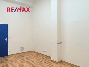 Pronájem kanceláře, Praha - Kobylisy, Horňátecká, 19 m2