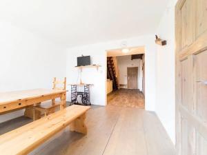 Pronájem bytu 4+1, Benecko, 81 m2