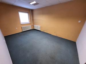 Pronájem výrobních prostor, Ostrava - Kunčice, Štěpaňákova, 90 m2