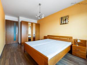 Pronájem bytu 2+kk, Praha - Libeň, Lhotákova, 65 m2