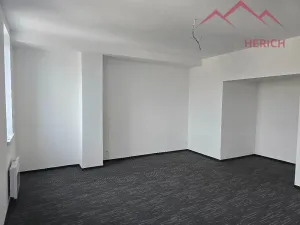 Pronájem bytu 3+kk, Chomutov, Žižkovo náměstí, 97 m2