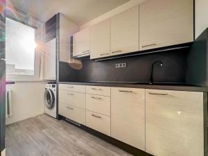Pronájem bytu 2+1, Zlín, Moravská, 45 m2