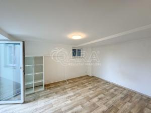 Pronájem bytu 2+kk, České Budějovice, Horymírova, 64 m2
