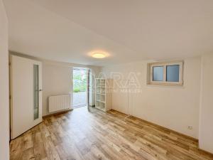 Pronájem bytu 2+kk, České Budějovice, Horymírova, 64 m2