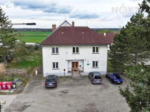 Prodej výrobních prostor, Třeboň, Sídliště, 2921 m2