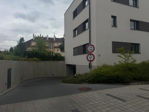Pronájem bytu 2+kk, Praha - Ruzyně, Stochovská, 52 m2