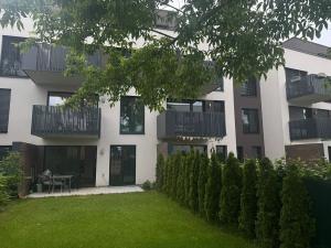 Pronájem bytu 2+kk, Praha - Ruzyně, Stochovská, 52 m2
