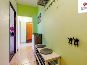 Prodej bytu 2+1, Hustopeče, Na Sídlišti, 57 m2