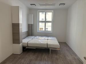 Prodej bytu 1+kk, Praha - Nusle, Družstevní, 38 m2