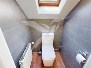 Pronájem bytu 3+1, Ostrov, Palackého, 86 m2