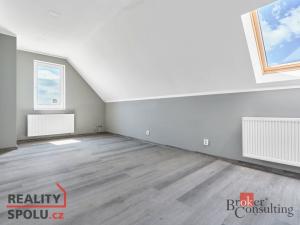 Prodej rodinného domu, Smolné Pece, 202 m2