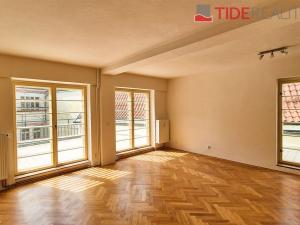 Pronájem bytu 1+kk, Praha, Staroměstské náměstí, 25 m2