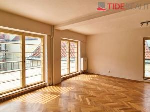 Pronájem bytu 1+kk, Praha, Staroměstské náměstí, 25 m2