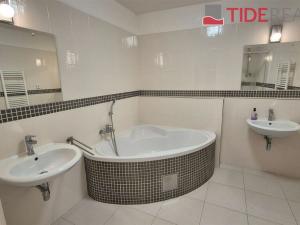 Pronájem bytu 4+1, Praha, Staroměstské náměstí, 170 m2