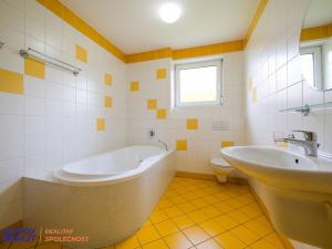 Prodej rodinného domu, Postřelmov, Růžová, 231 m2