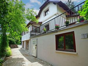 Prodej rodinného domu, Měchenice, Hlavní, 169 m2
