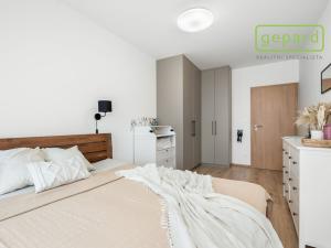 Prodej bytu 3+kk, Horoměřice, Velvarská, 90 m2