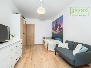 Prodej bytu 3+kk, Horoměřice, Velvarská, 90 m2