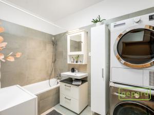 Prodej bytu 3+kk, Horoměřice, Velvarská, 90 m2