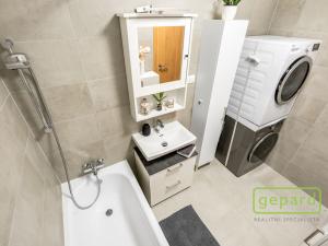 Prodej bytu 3+kk, Horoměřice, Velvarská, 90 m2