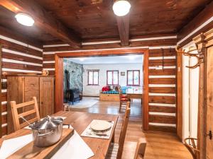 Pronájem chalupy, Pec pod Sněžkou - Velká Úpa, 221 m2