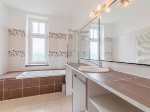 Prodej bytu 2+1, Čelechovice na Hané, Pod hrází, 125 m2