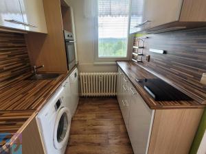 Pronájem bytu 1+1, Jablonec nad Nisou, Na Výšině, 35 m2