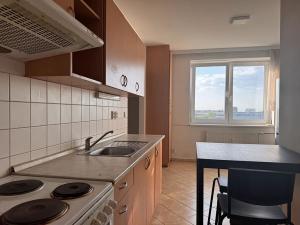 Pronájem bytu 2+kk, Chrudim, Strojařů, 35 m2
