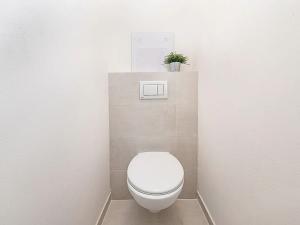 Prodej bytu 3+kk, Praha - Malešice, Chotutická, 57 m2