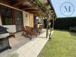 Prodej bytu 3+kk, Roudné, Lesní, 91 m2