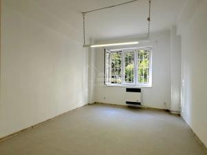 Pronájem bytu 2+kk, Praha - Žižkov, Jeseniova, 40 m2