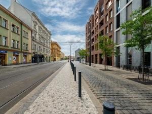 Pronájem garážového stání, Praha - Smíchov, Nádražní, 12 m2