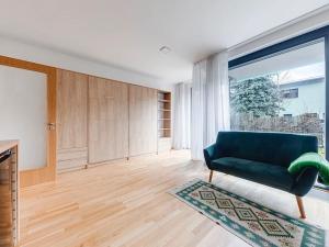 Pronájem bytu 1+kk, Praha - Holešovice, U průhonu, 35 m2