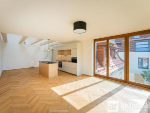 Pronájem bytu 3+kk, Praha - Troja, Pod Havránkou, 126 m2