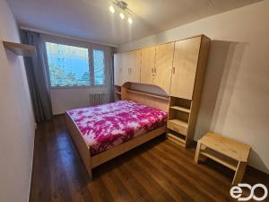 Pronájem bytu 2+1, Praha, Cíglerova, 58 m2