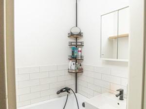 Prodej bytu 3+1, Cheb, Růžová, 63 m2