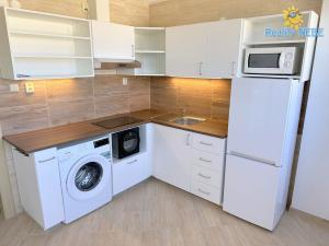 Prodej bytu 1+1, Praha - Písnice, Na okruhu, 31 m2