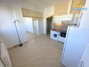 Prodej bytu 1+1, Praha - Písnice, Na okruhu, 31 m2
