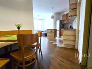 Pronájem bytu 3+kk, Písek - Pražské Předměstí, V Portyči, 68 m2