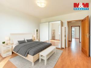 Prodej bytu 2+kk, Praha - Horní Počernice, Dandova, 59 m2