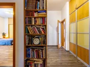 Prodej bytu 4+kk, Praha - Dolní Měcholupy, Za kovárnou, 215 m2