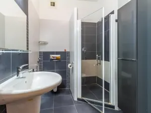 Prodej bytu 4+kk, Praha - Dolní Měcholupy, Za kovárnou, 215 m2