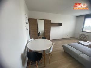 Pronájem bytu 2+1, Nové Město nad Metují, Nad Stadionem, 62 m2
