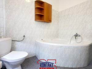 Pronájem bytu 2+kk, České Budějovice, J. Š. Baara, 60 m2