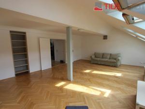 Pronájem bytu 3+1, Praha - Vršovice, Slovinská, 120 m2