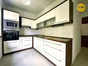 Pronájem bytu 3+1, Jihlava, U Hřbitova, 74 m2