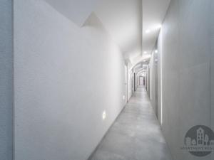Pronájem bytu 2+kk, Praha - Karlín, Sokolovská, 40 m2