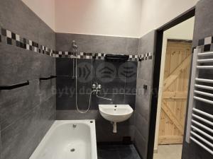 Pronájem bytu 1+1, Děčín, Jungmannova, 32 m2