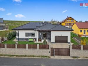 Prodej rodinného domu, Slaný - Netovice, 166 m2