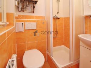 Pronájem bytu 2+kk, Praha, Plaská, 42 m2